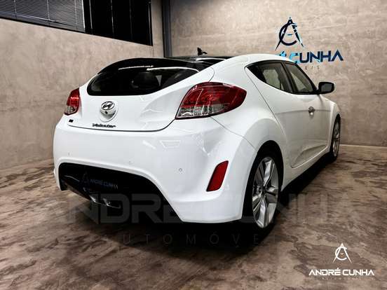 HYUNDAI-VELOSTER-2012