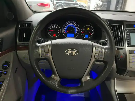 HYUNDAI-VERACRUZ-3.8 V6 GASOLINA 4WD AUTOMÁTICO HYUNDAI-VERACRUZ-2011