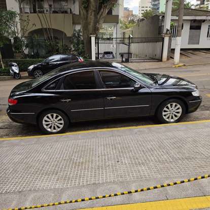 HYUNDAI-AZERA-2009