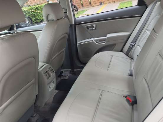 HYUNDAI-AZERA-3.3 MPFI GLS SEDAN V6 24V GASOLINA 4P AUTOMÁTICO HYUNDAI-AZERA-2009