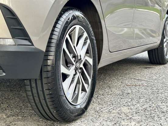 HYUNDAI-HB20-1.0 12V FLEX LIMITED PLUS MANUAL HYUNDAI-HB20-2023