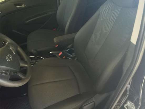 HYUNDAI-HB20-2013