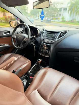 HYUNDAI-HB20-2015