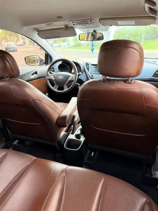 HYUNDAI-HB20-2015