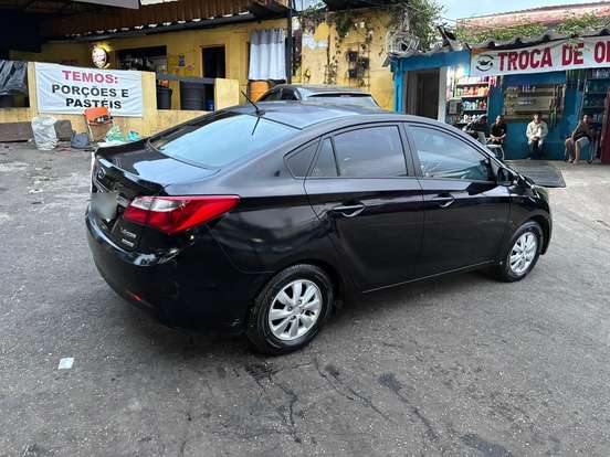 HYUNDAI-HB20S-2015