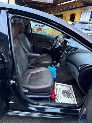 HYUNDAI-HB20S-2015