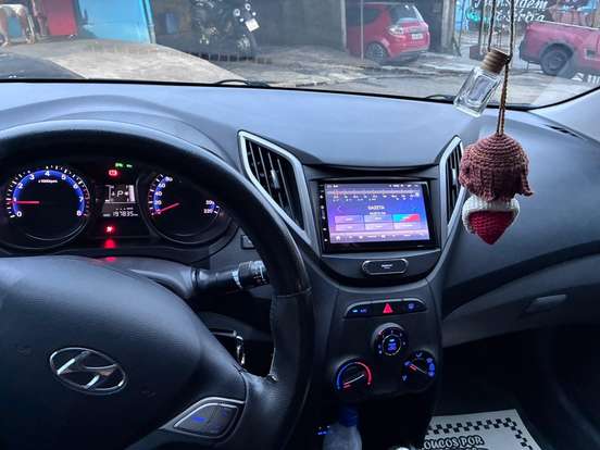 HYUNDAI-HB20S-1.6 COMFORT PLUS 16V FLEX 4P AUTOMÁTICO HYUNDAI-HB20S-2015