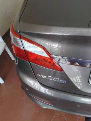 HYUNDAI HB20S 1.6 COMFORT PLUS 16V FLEX 4P MANUAL