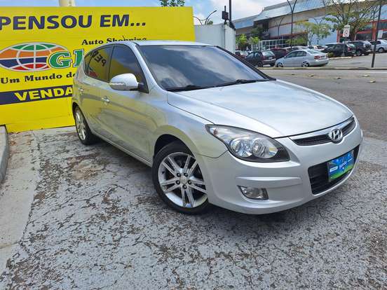 HYUNDAI-I30-2.0 MPFI GLS 16V GASOLINA 4P AUTOMÁTICO HYUNDAI-I30-2011