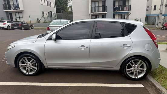 HYUNDAI-I30-2.0 MPFI GLS 16V GASOLINA 4P AUTOMÁTICO HYUNDAI-I30-2010