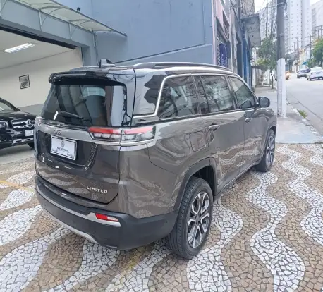 JEEP-COMMANDER-2022