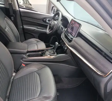 JEEP-COMMANDER-2022