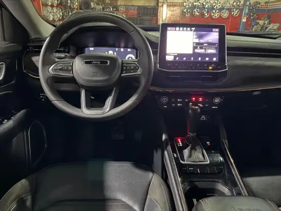 JEEP-COMMANDER-2022