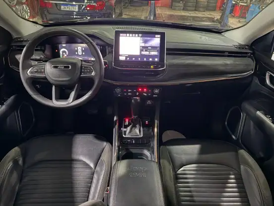 JEEP-COMMANDER-2022