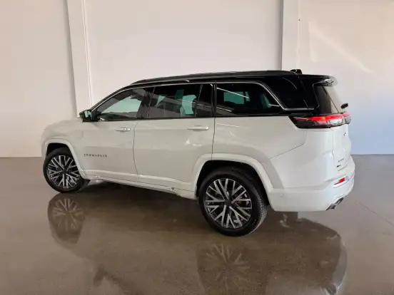 JEEP-COMMANDER-1.3 T270 TURBO MHEV OVERLAND AT6 JEEP-COMMANDER-2027