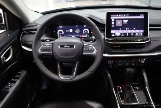JEEP-COMMANDER-2023