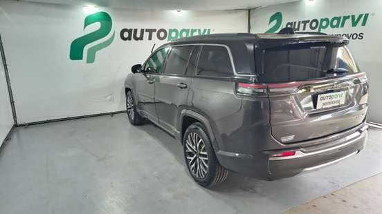 JEEP-COMMANDER-2025
