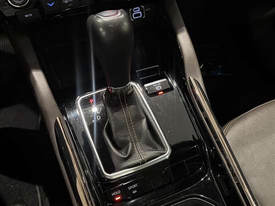 JEEP-COMMANDER-2022