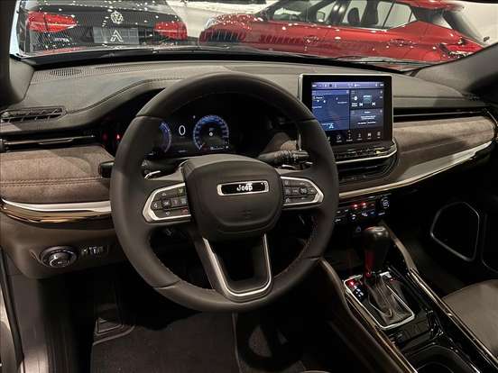 JEEP-COMMANDER-2022