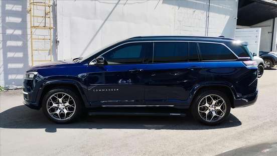 JEEP-COMMANDER-2024