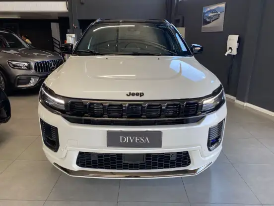 JEEP-COMMANDER-2.0 HURRICANE 4 TURBO GASOLINA BLACKHAWK AT9 JEEP-COMMANDER-2025