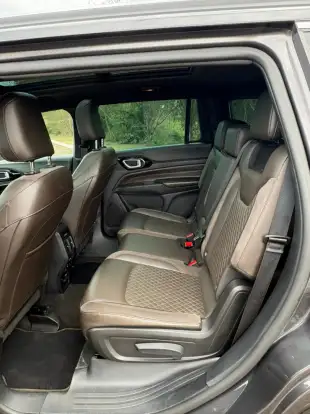 JEEP-COMMANDER-2021