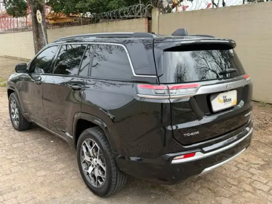 JEEP-COMMANDER-2023