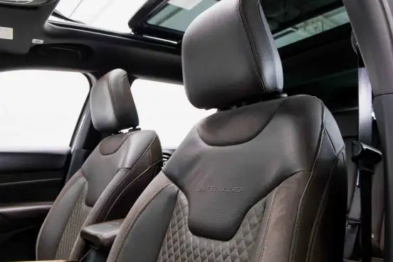 JEEP-COMMANDER-2022