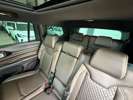 JEEP-COMMANDER-2.0 TD380 TURBO DIESEL OVERLAND AT9 JEEP-COMMANDER-2023