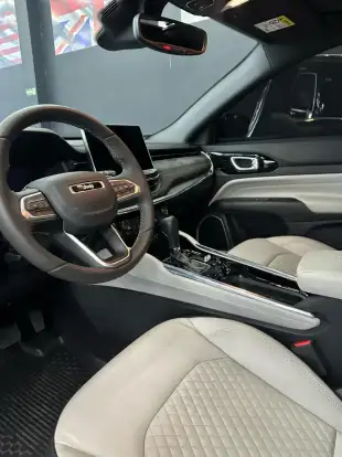 JEEP-COMMANDER-2022