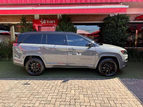 JEEP-COMMANDER-2024