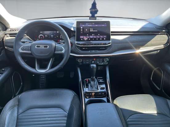 JEEP-COMMANDER-2021