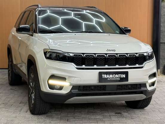 JEEP-COMMANDER-2023