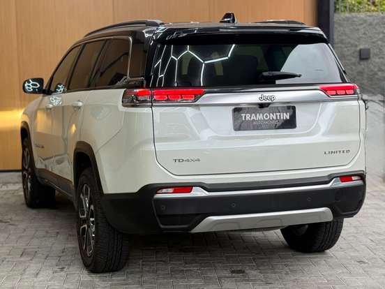 JEEP-COMMANDER-2023
