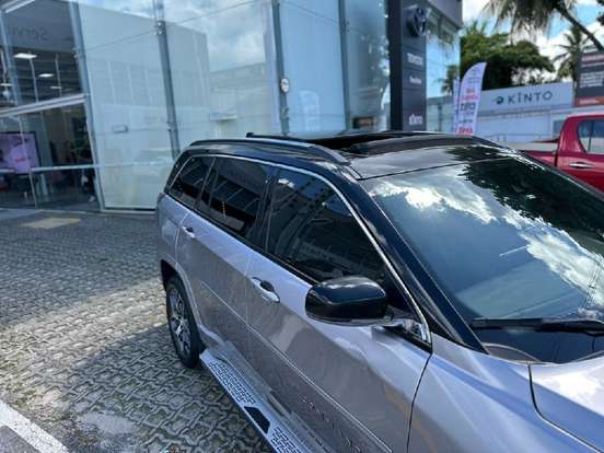 JEEP-COMMANDER-2.0 TD380 TURBO DIESEL OVERLAND AT9 JEEP-COMMANDER-2024