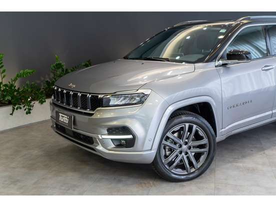 JEEP-COMMANDER-2.2 TURBO DIESEL OVERLAND AT9 JEEP-COMMANDER-2024
