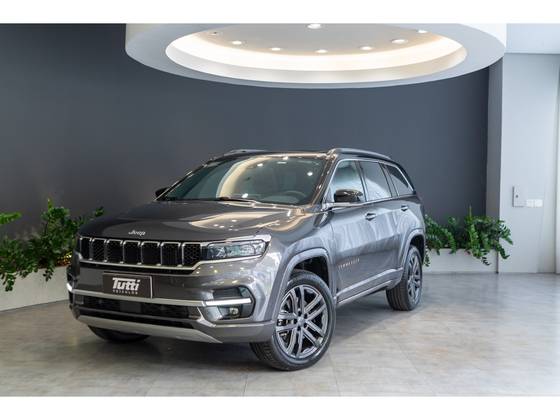JEEP COMMANDER 2.2 TURBO DIESEL OVERLAND AT9