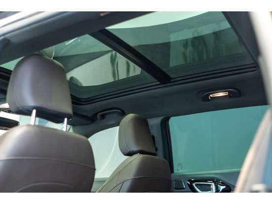 JEEP-COMMANDER-2025