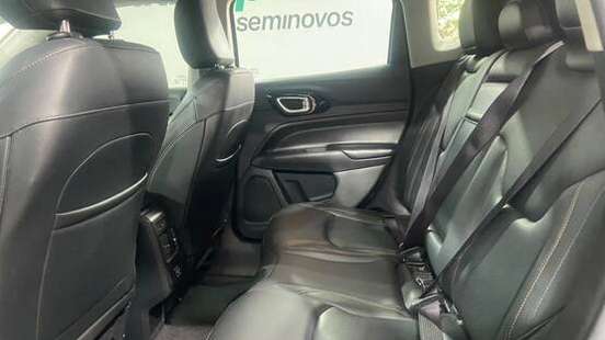 JEEP-COMPASS-2024