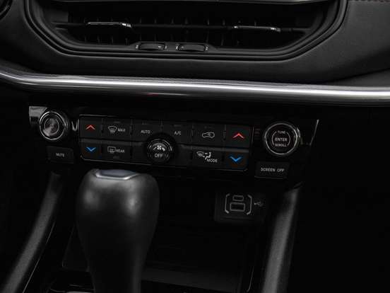 JEEP-COMPASS-1.3 T270 TURBO FLEX LIMITED AT6 JEEP-COMPASS-2023
