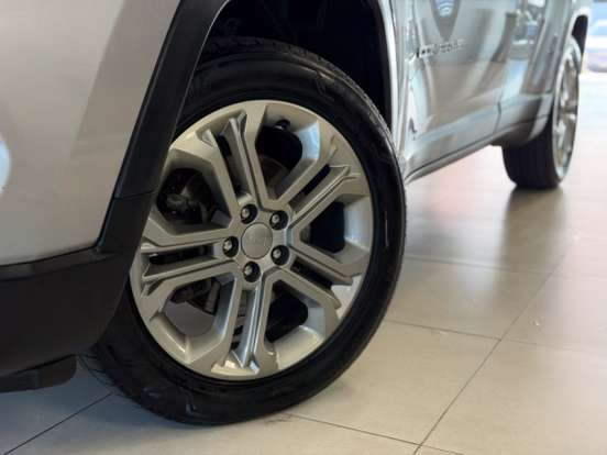 JEEP-COMPASS-1.3 T270 TURBO FLEX LONGITUDE AT6 JEEP-COMPASS-2024