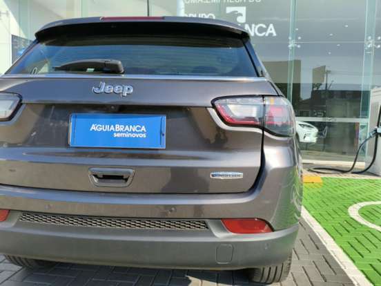 JEEP-COMPASS-2024