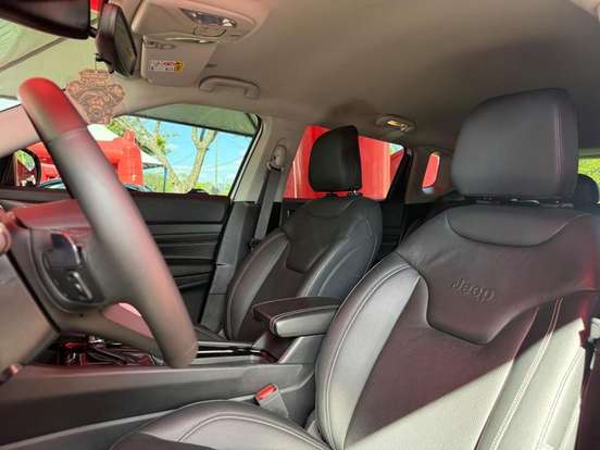 JEEP-COMPASS-2024