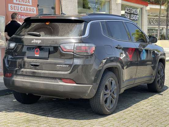 JEEP-COMPASS-2024