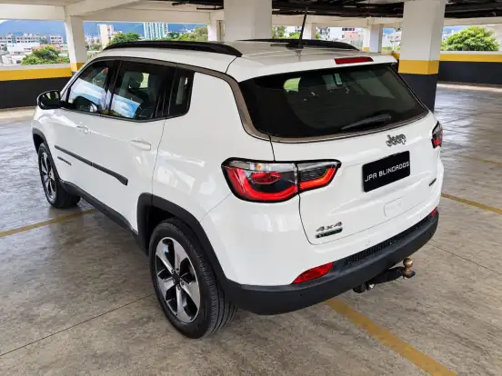 JEEP-COMPASS-2.0 16V DIESEL LONGITUDE 4X4 AUTOMÁTICO JEEP-COMPASS-2017