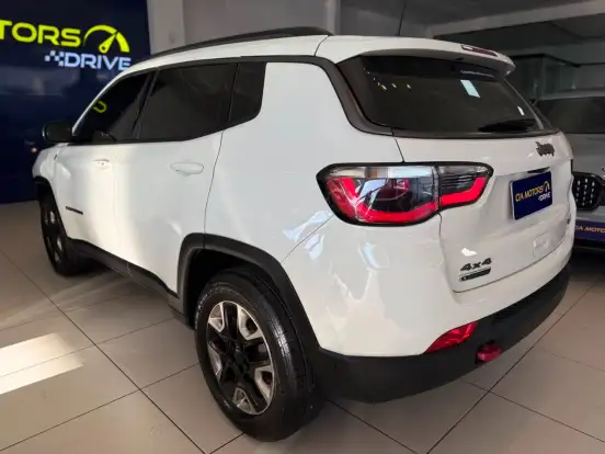 JEEP-COMPASS-2.0 16V DIESEL TRAILHAWK 4X4 AUTOMÁTICO JEEP-COMPASS-2017