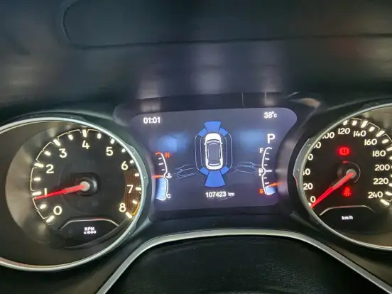 JEEP-COMPASS-2.0 16V FLEX LONGITUDE AUTOMÁTICO JEEP-COMPASS-2019