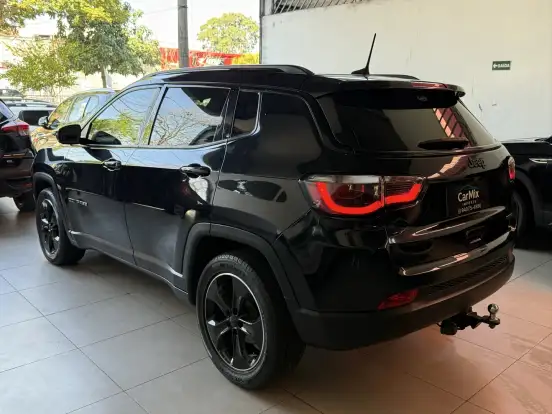 JEEP-COMPASS-2.0 16V FLEX NIGHT EAGLE AUTOMÁTICO JEEP-COMPASS-2017