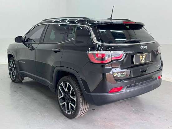 JEEP-COMPASS-2.0 16V DIESEL LIMITED 4X4 AUTOMÁTICO JEEP-COMPASS-2019