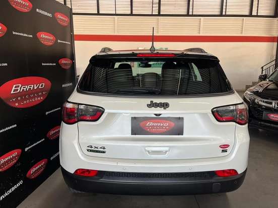 JEEP-COMPASS-2.0 16V DIESEL LIMITED 4X4 AUTOMÁTICO JEEP-COMPASS-2020